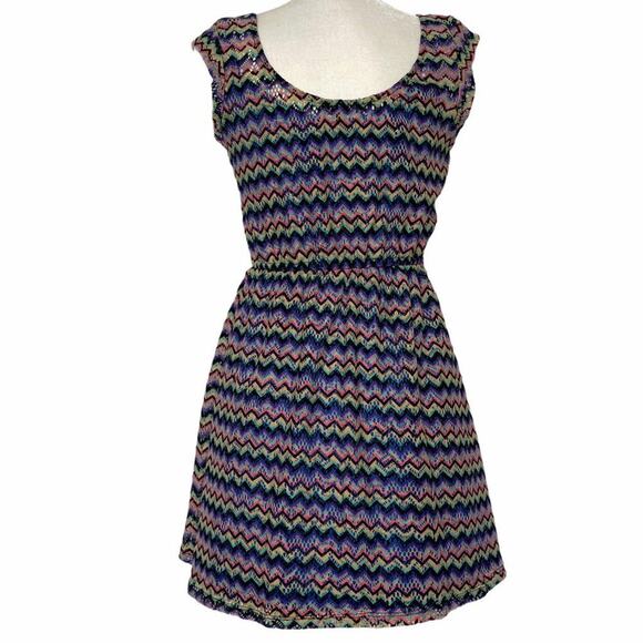 BeBop A Line Dress Multicolor Chevron Lined Cap Sleeves Scoop Neck Size M - Picture 5 of 9
